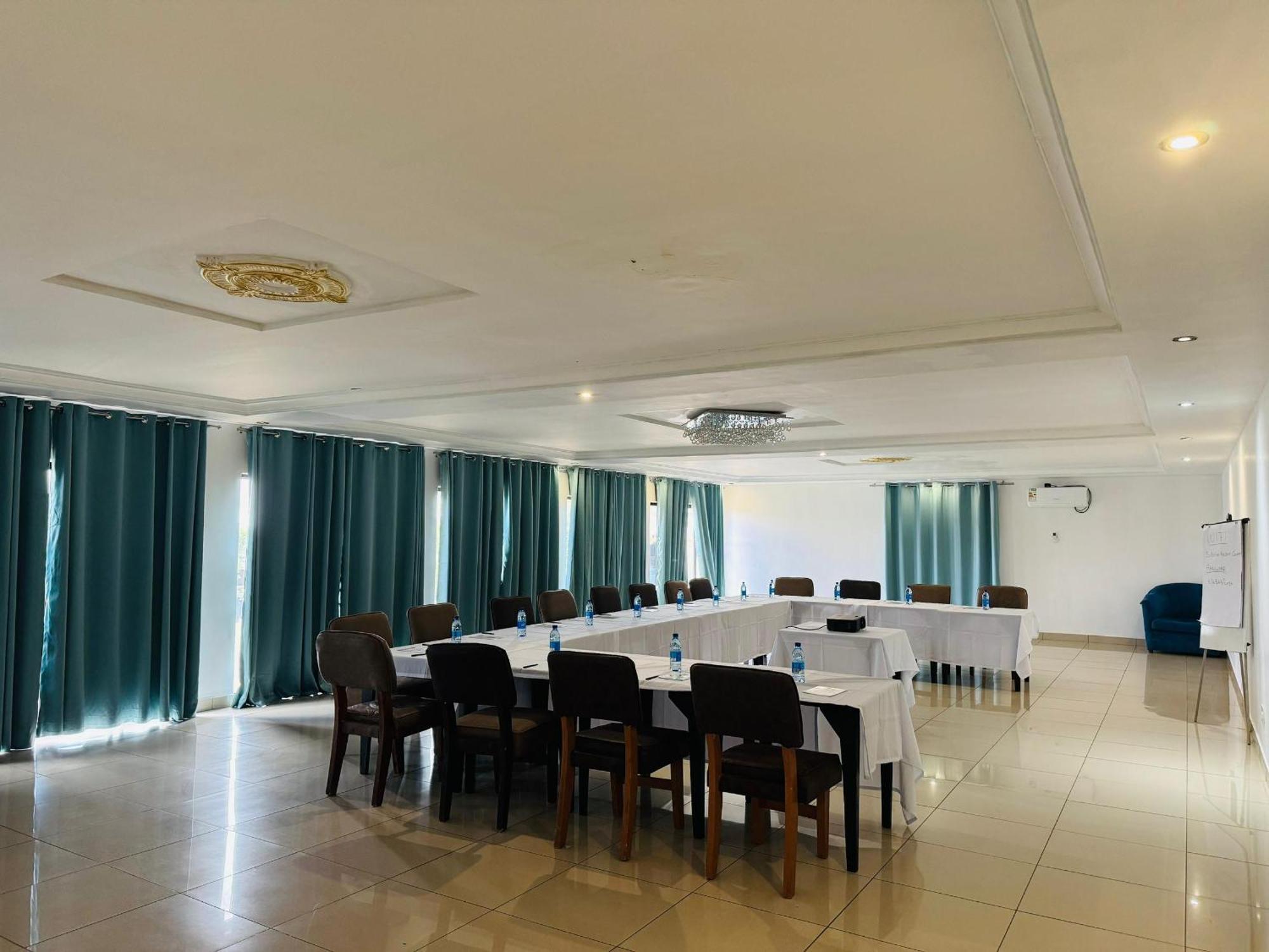 Sibebe Resort Mbabane Exterior photo